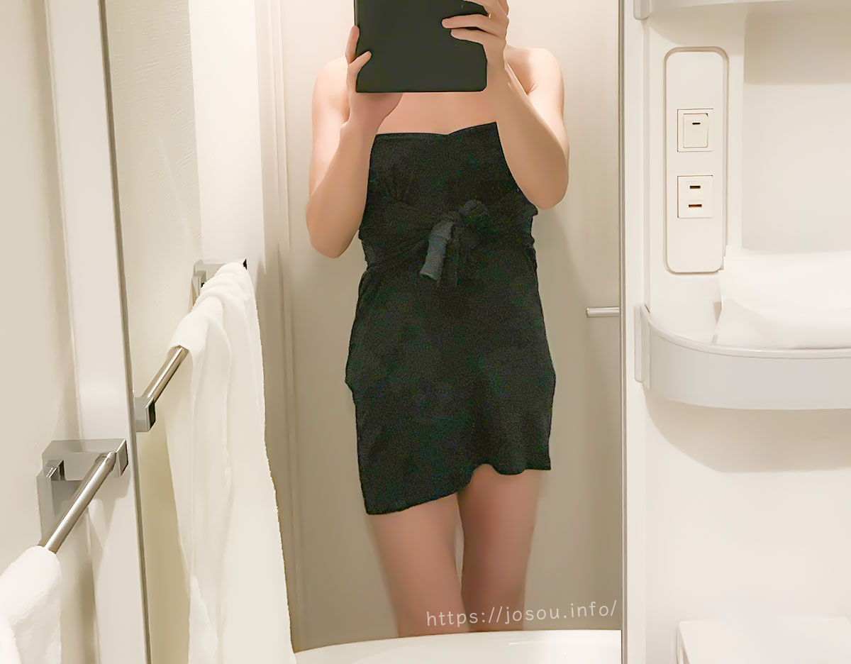 ロンTの縛り方を変えるとリボンデザインにカスタム・着こなしできる